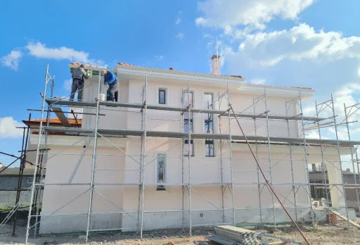 Двуетажна къща с паркомясто – с. Тополи, Варна