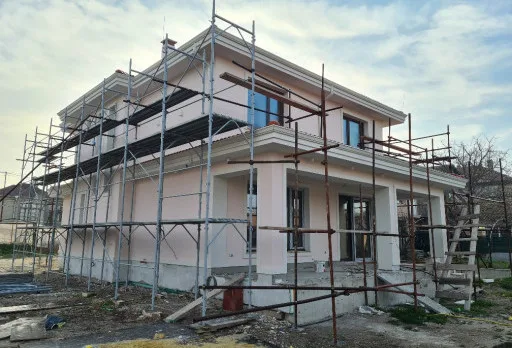 Двуетажна къща с паркомясто – с. Тополи, Варна