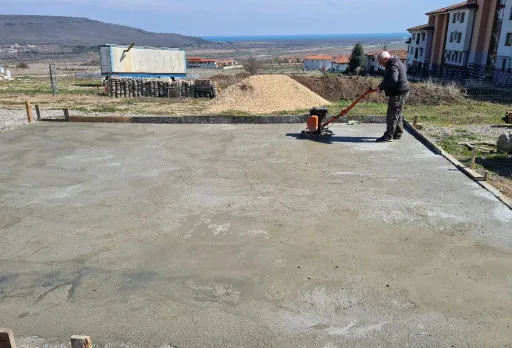 Класическа къща с покрив от керемиди – Рогачево 