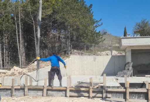 Модерна вила с плосък покрив в Балчик