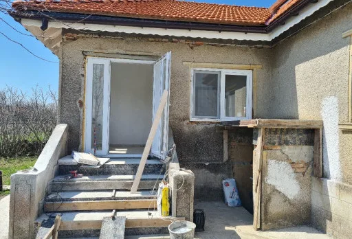 Renovierung eines Hauses im Gebiet Shabla