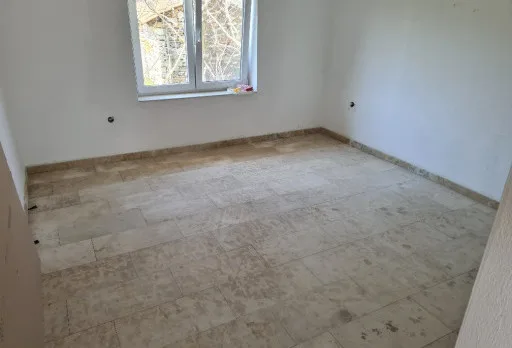 Renovierung eines Hauses im Gebiet Shabla