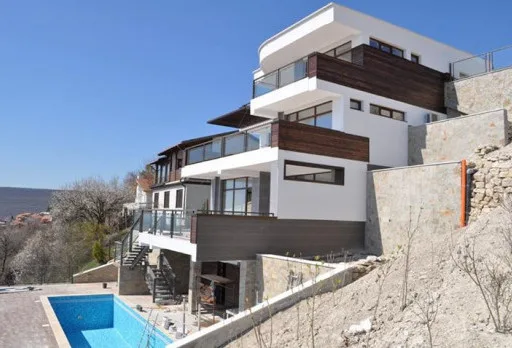 Строителство на вила в Балчик