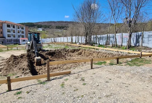 Класическа къща с покрив от керемиди – Рогачево 