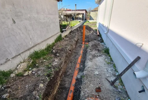 Двуетажна къща с паркомясто – с. Тополи, Варна