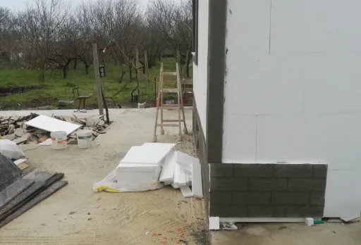 Renovierung eines Hauses im Gebiet Shabla