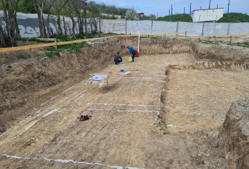 Класическа къща с покрив от керемиди – Рогачево 