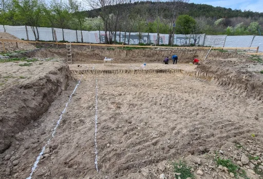 Класическа къща с покрив от керемиди – Рогачево 