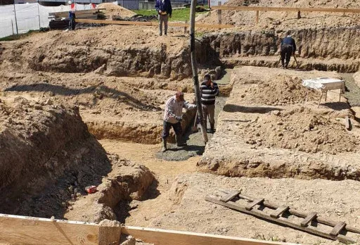 Класическа къща с покрив от керемиди – Рогачево 