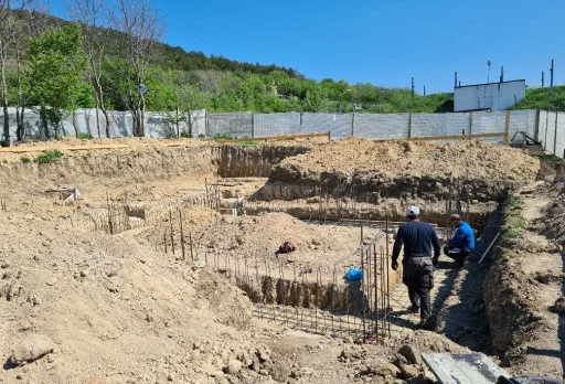 Класическа къща с покрив от керемиди – Рогачево 