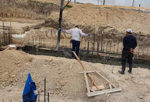 Класическа къща с покрив от керемиди – Рогачево 