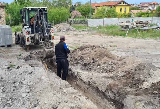 Двуетажна къща с паркомясто – с. Тополи, Варна