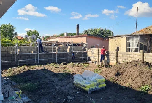 Двуетажна къща с паркомясто – с. Тополи, Варна