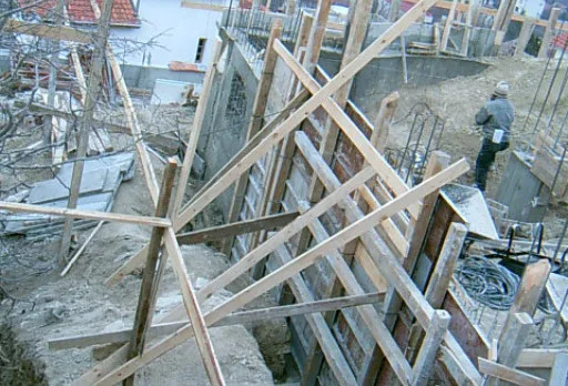 Building a house in Balchik