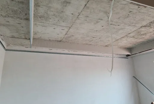 Двуетажна къща с паркомясто – с. Тополи, Варна