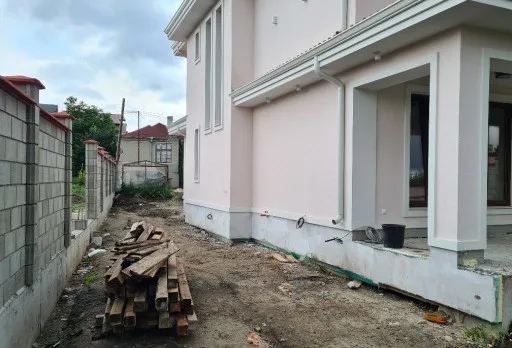 Двуетажна къща с паркомясто – с. Тополи, Варна