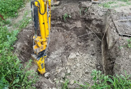 Двуетажна къща с паркомясто – с. Тополи, Варна