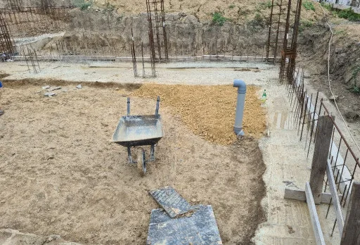 Класическа къща с покрив от керемиди – Рогачево 