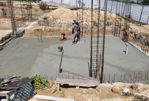 Класическа къща с покрив от керемиди – Рогачево 