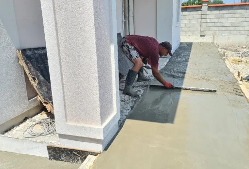 Двуетажна къща с паркомясто – с. Тополи, Варна