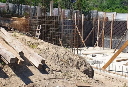 Класическа къща с покрив от керемиди – Рогачево 