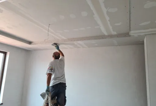 Двуетажна къща с паркомясто – с. Тополи, Варна