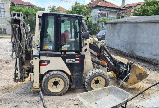 Двуетажна къща с паркомясто – с. Тополи, Варна