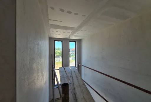 Двуетажна къща с паркомясто – с. Тополи, Варна