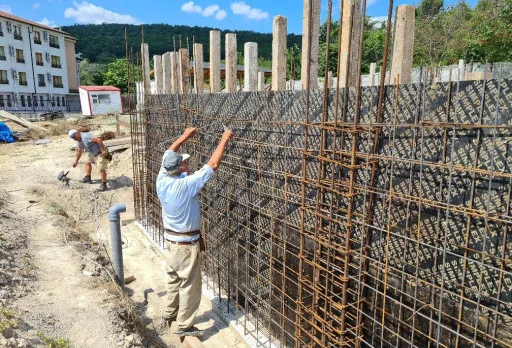 Класическа къща с покрив от керемиди – Рогачево 