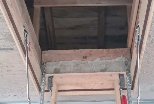 Двуетажна къща с паркомясто – с. Тополи, Варна