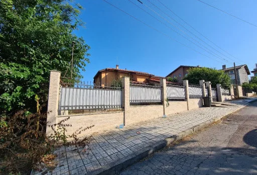 Bau- und Reparaturarbeiten an einem Haus in der Nähe von Varna