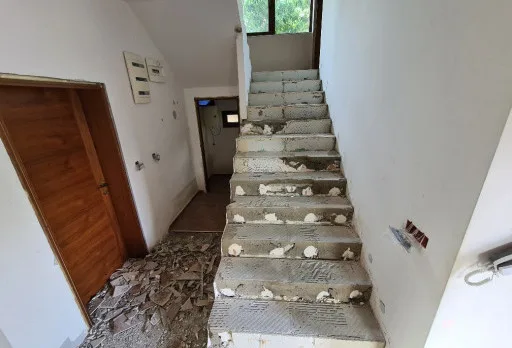 Bau- und Reparaturarbeiten an einem Haus in der Nähe von Varna