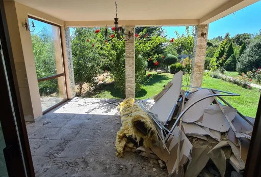 Bau- und Reparaturarbeiten an einem Haus in der Nähe von Varna
