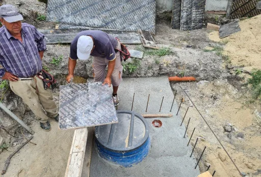 Двуетажна къща с паркомясто – с. Тополи, Варна