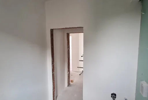 Двуетажна къща с паркомясто – с. Тополи, Варна