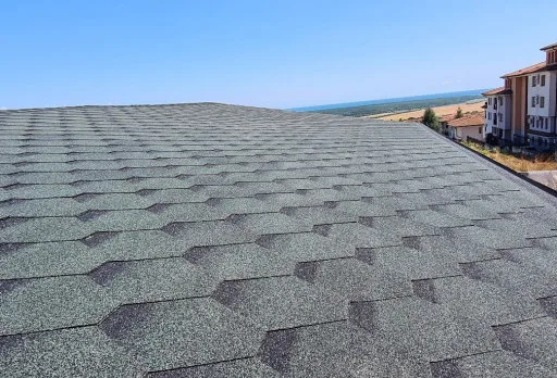 Класическа къща с покрив от керемиди – Рогачево 