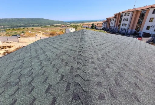 Класическа къща с покрив от керемиди – Рогачево 