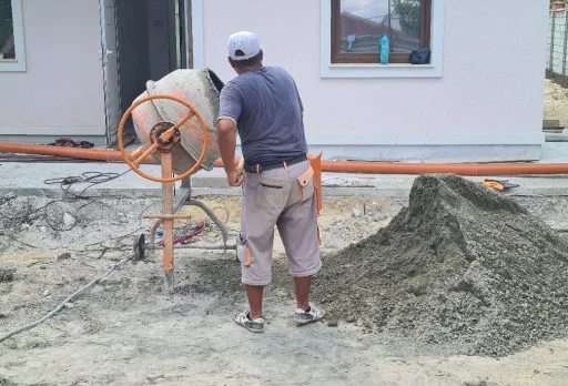 Двуетажна къща с паркомясто – с. Тополи, Варна