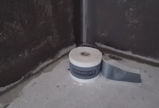 Двуетажна къща с паркомясто – с. Тополи, Варна