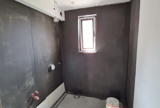 Двуетажна къща с паркомясто – с. Тополи, Варна