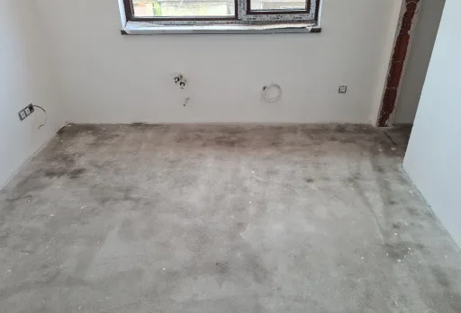 Двуетажна къща с паркомясто – с. Тополи, Варна