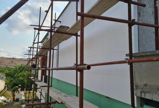 Модерна вила с плосък покрив в Балчик