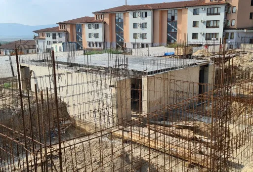 Класическа къща с покрив от керемиди – Рогачево 