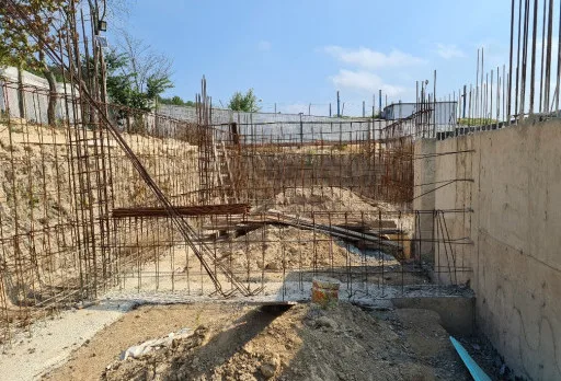 Класическа къща с покрив от керемиди – Рогачево 