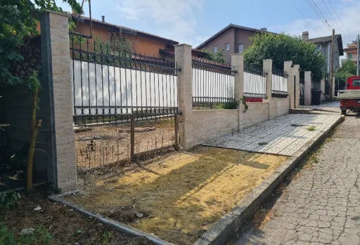 Bau- und Reparaturarbeiten an einem Haus in der Nähe von Varna