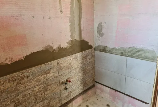 Bau- und Reparaturarbeiten an einem Haus in der Nähe von Varna