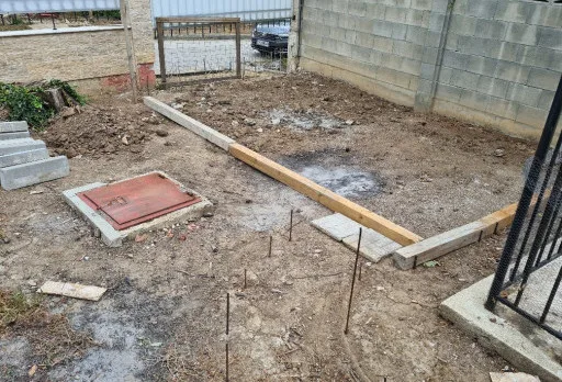 Bau- und Reparaturarbeiten an einem Haus in der Nähe von Varna