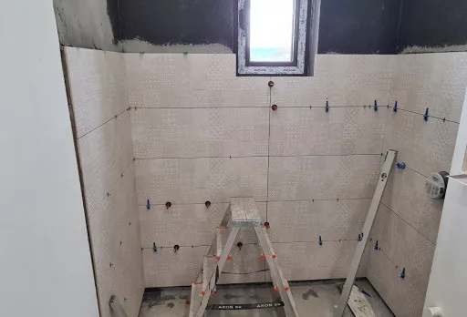 Двуетажна къща с паркомясто – с. Тополи, Варна