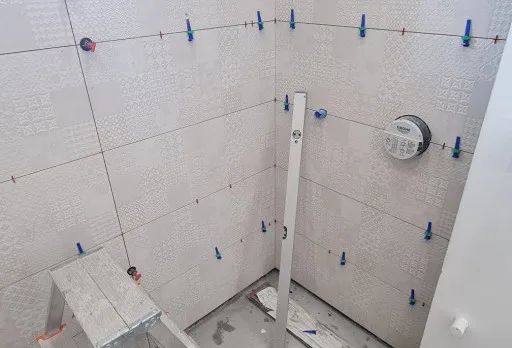 Двуетажна къща с паркомясто – с. Тополи, Варна