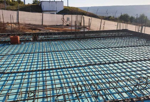 Класическа къща с покрив от керемиди – Рогачево 